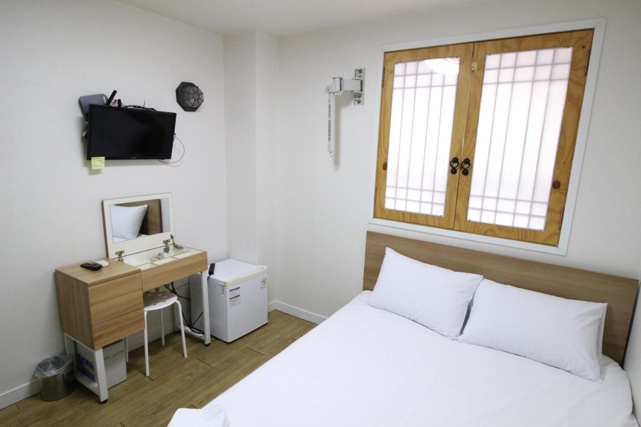 Hotel Golden Park Myeongdong Szöul Kültér fotó