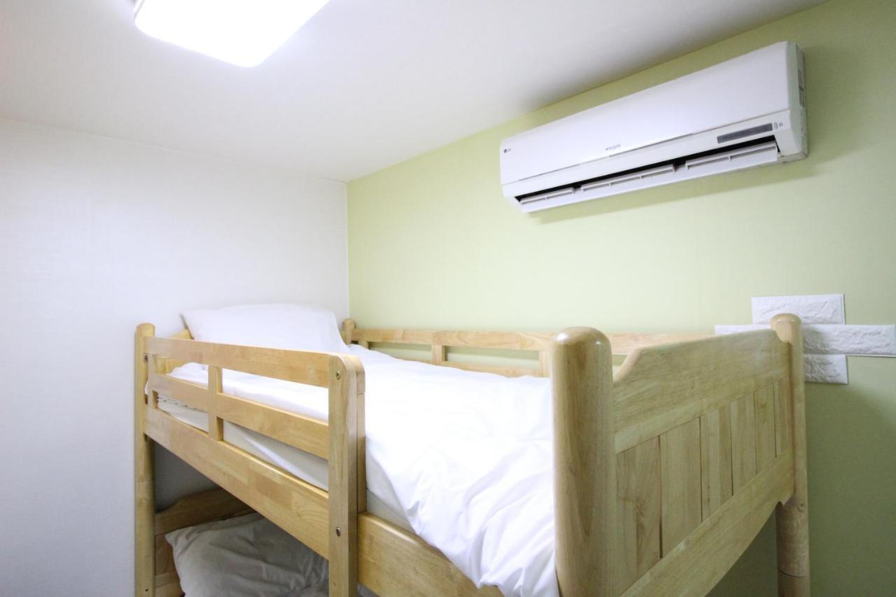 Hotel Golden Park Myeongdong Szöul Kültér fotó