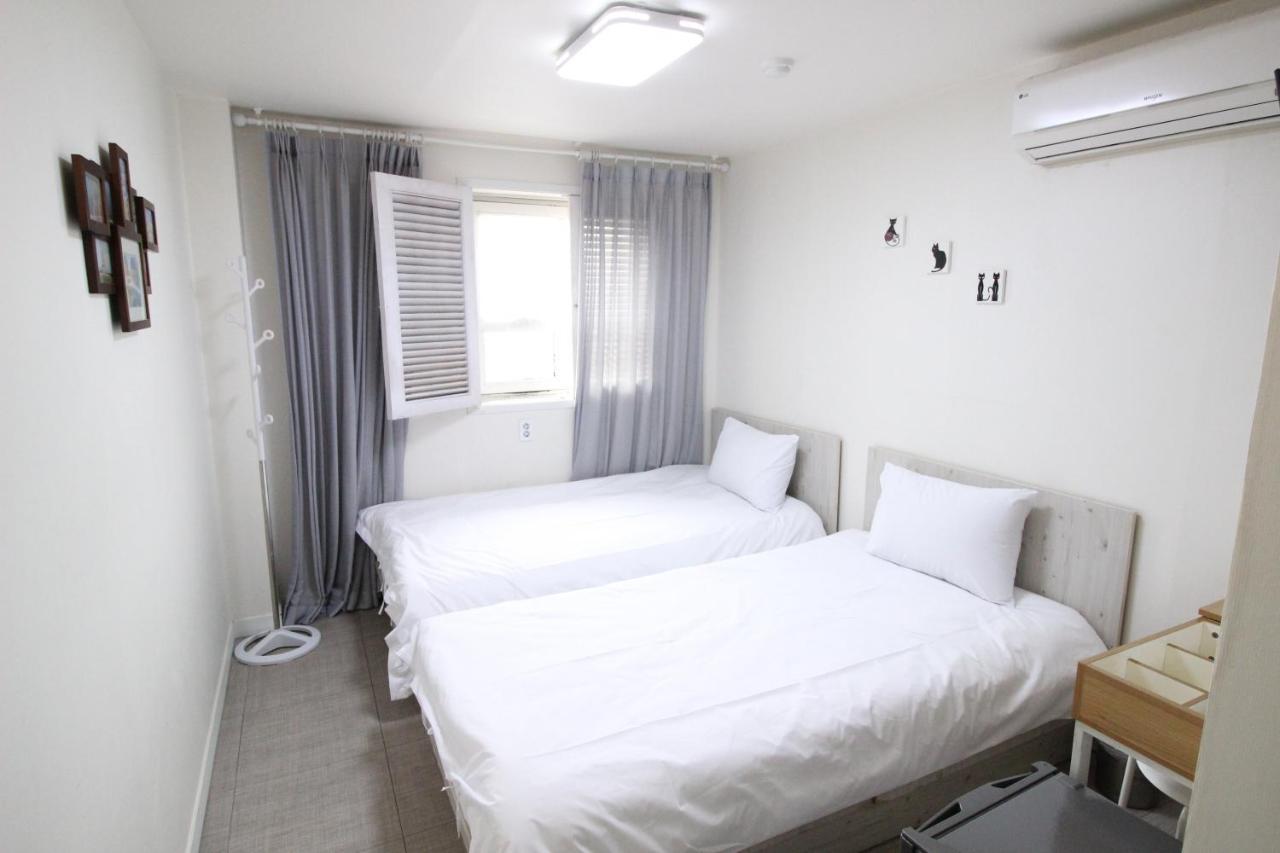 Hotel Golden Park Myeongdong Szöul Kültér fotó