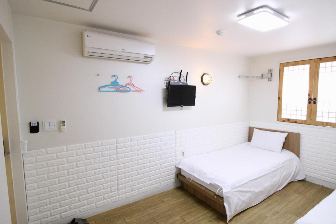 Hotel Golden Park Myeongdong Szöul Kültér fotó