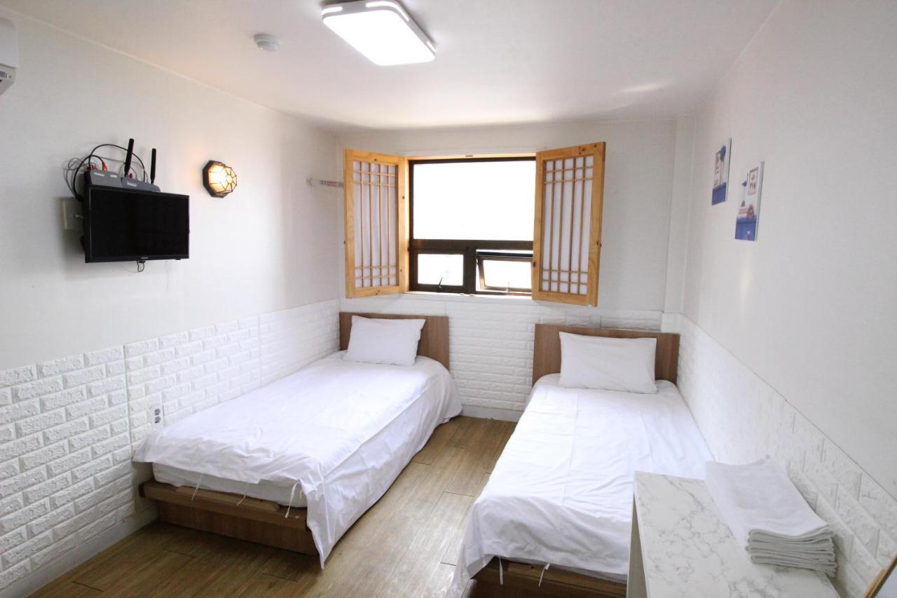 Hotel Golden Park Myeongdong Szöul Kültér fotó