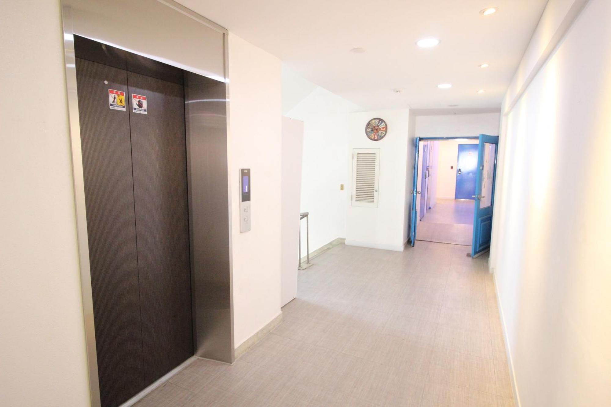 Hotel Golden Park Myeongdong Szöul Kültér fotó