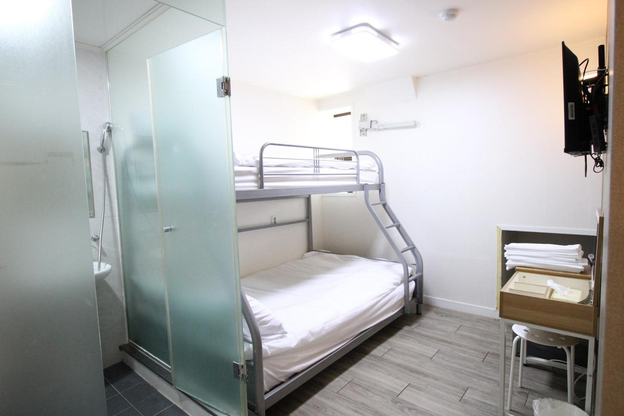 Hotel Golden Park Myeongdong Szöul Kültér fotó